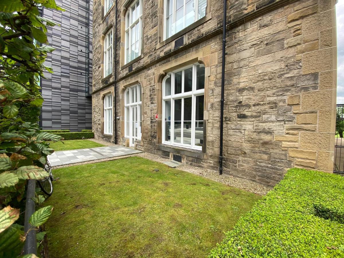 Apartment City Centre Castle Walk EDI